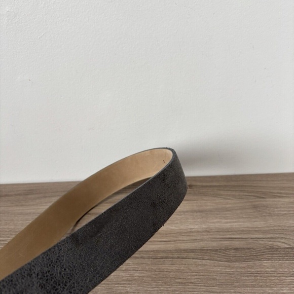 Streets Ahead Belt Grey Leather Buckle Silver Sz Small❤️ - Picture 4 of 7